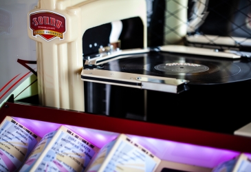 Vinyl Long Player LP Jukebox Launched