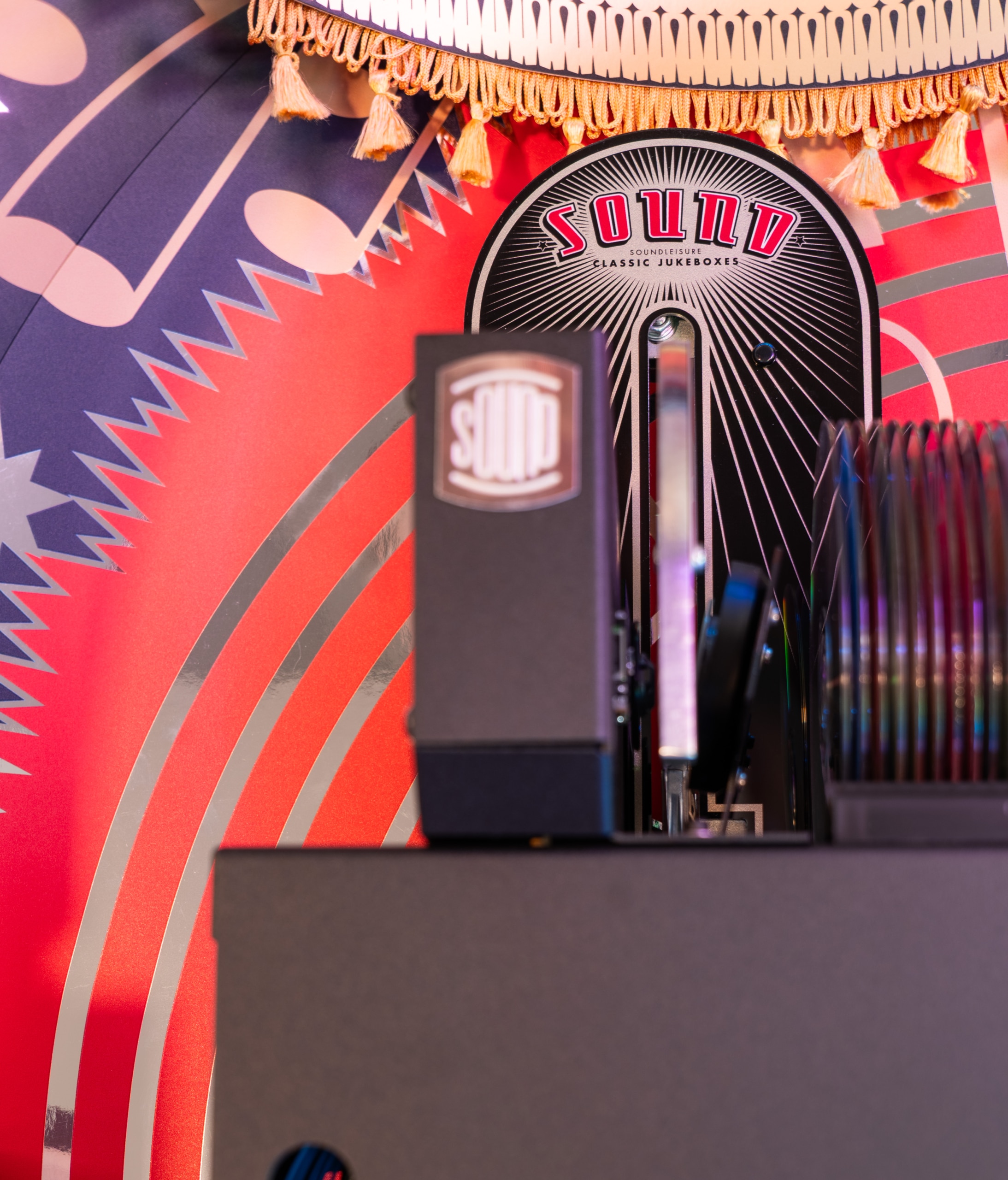 SL15 CD Jukebox (Light Oak) - Image 7