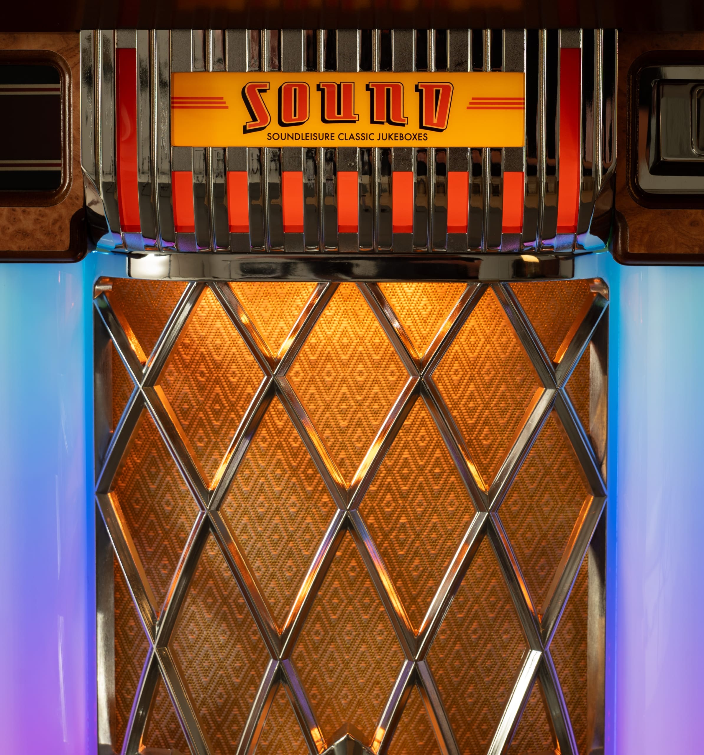 SL15 Slimline CD Jukebox (Mid Oak) - Image 5