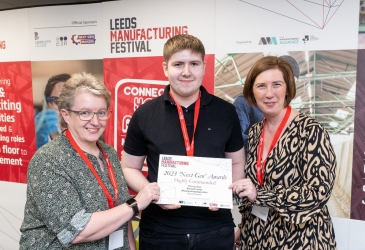 Apprentice Richard scoops”Highly Commended” certificate