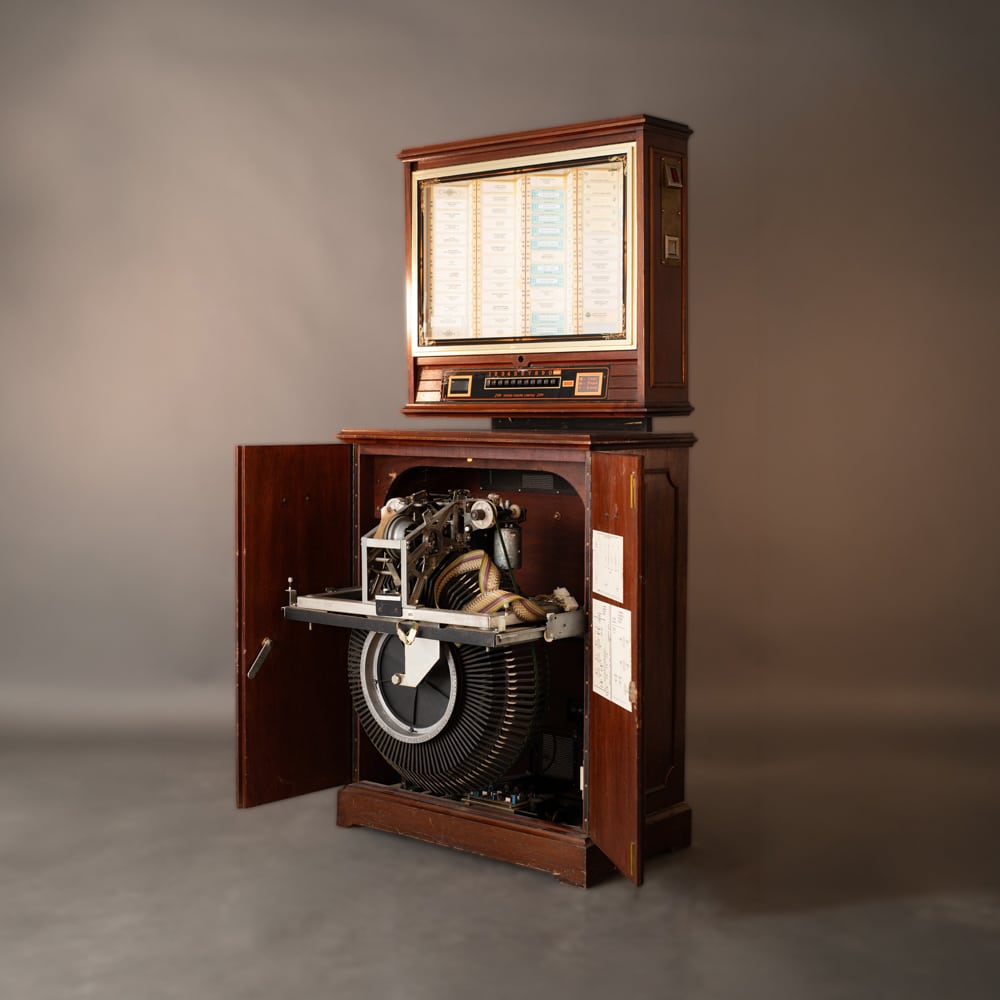 Romance Vinyl Player